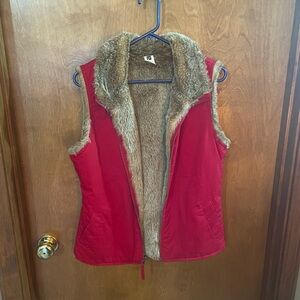 Gap reversible, faux fur vest